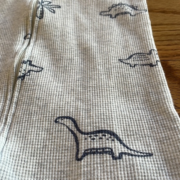 Carter’s One Piece Zip Up Pj’s - Picture 2 of 5